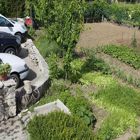 Apartman Countryside Getaway Close To The River And The Sea Gata