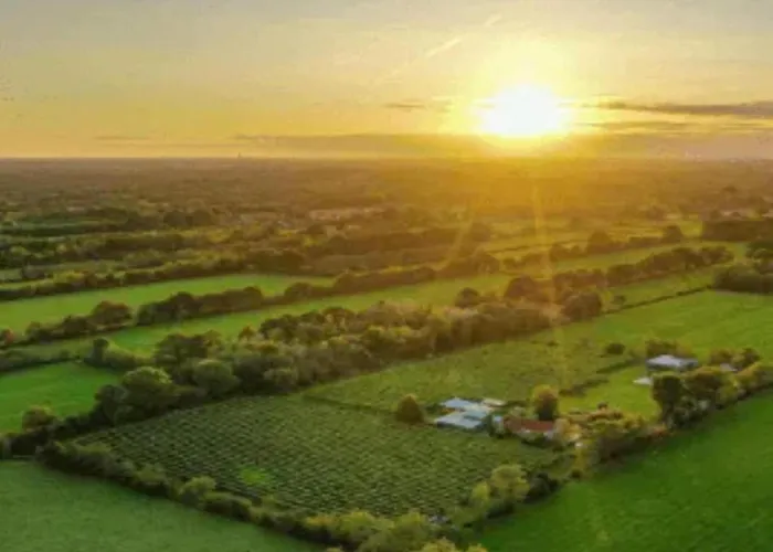 Countryside Getaway Close To The River And The Sea Gata